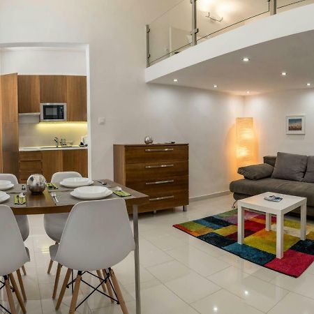 Prime Park Apartment Будапеща Екстериор снимка