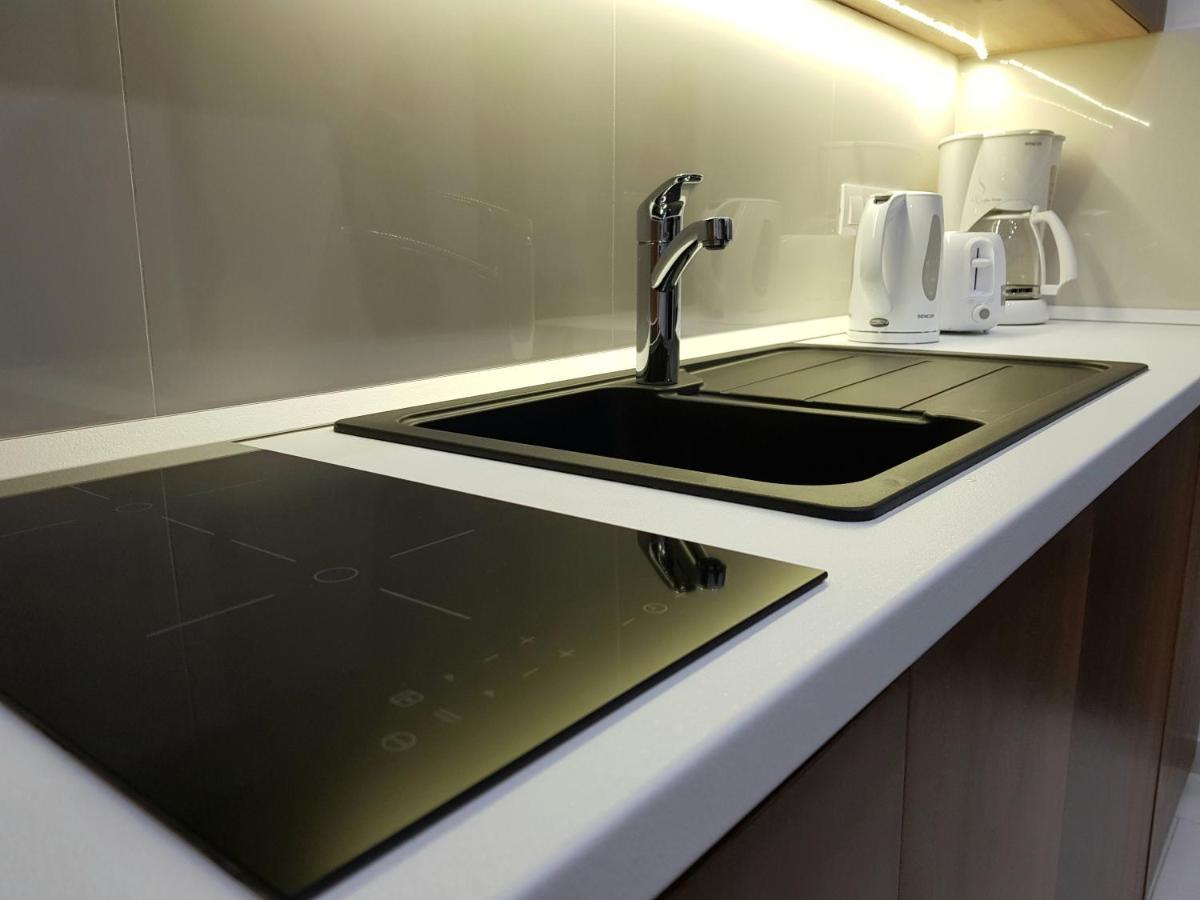 Prime Park Apartment Будапеща Екстериор снимка