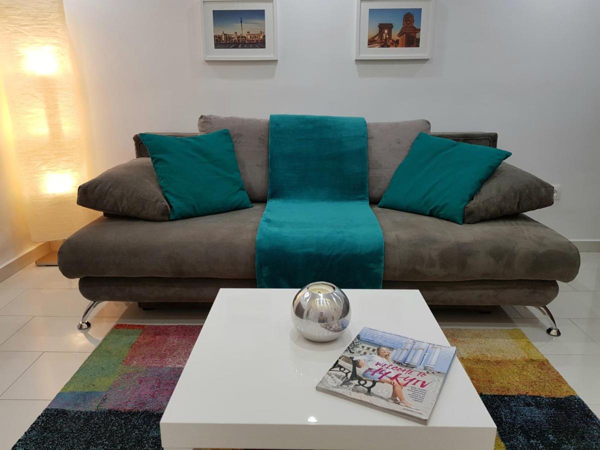 Prime Park Apartment Будапеща Екстериор снимка
