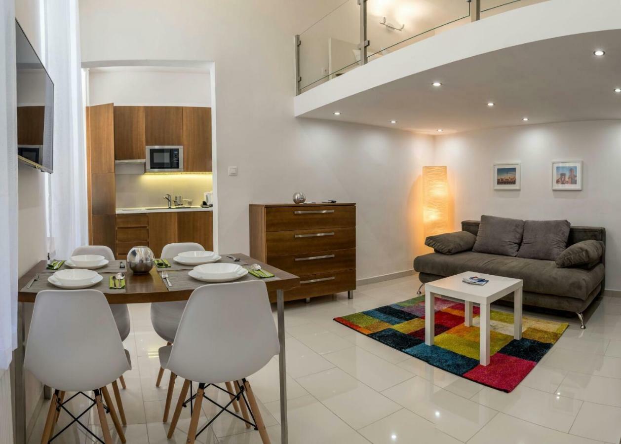 Prime Park Apartment Будапеща Екстериор снимка